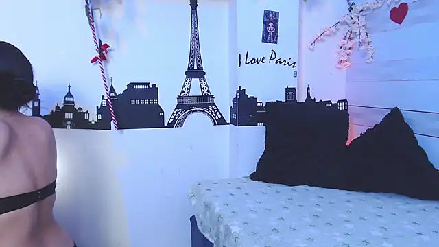 petite coral online show from 06/21/26, 03:23