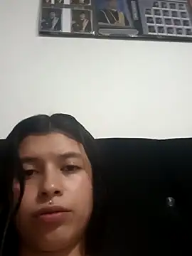 petite coral online show from 03/05/26, 05:37