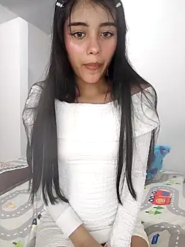 Isa Dolly online show from 10/30/25, 09:55