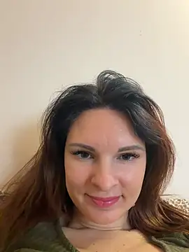 kinkysarahx online show from 04/16/26, 08:37