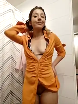 Snapshot of lilivalkova chatting on 02/11/26, 03:06 lilivalkova online show from 02/11/26, 03:06