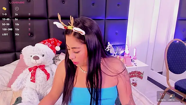 TamaraLeen online show from 11/28/25, 10:32