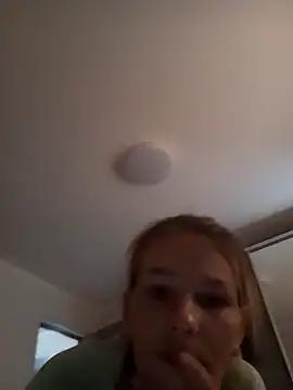 Coare Cindy online show from 10/31/25, 11:51