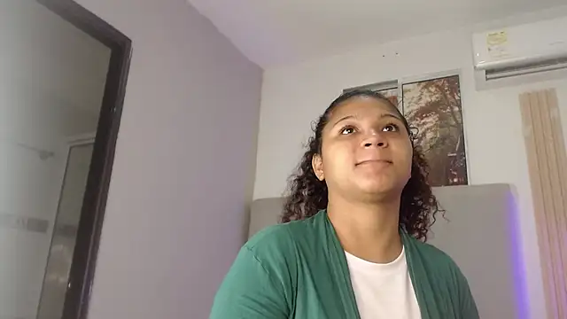 miel alisha online show from 02/03/26, 12:21