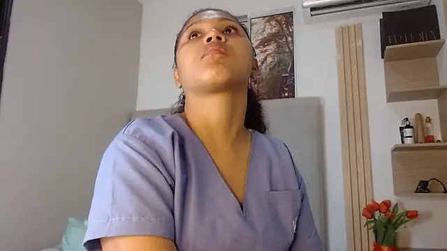 miel alisha online show from 03/25/26, 12:15