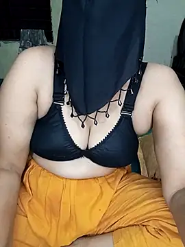 Snapshot of Disha_Nur chatting on 11/01/25, 11:59 Disha Nur online show from 11/01/25, 11:59