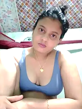 sexylive1100 online show from 10/31/25, 04:03