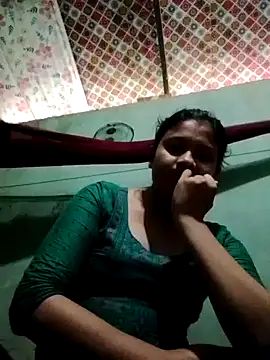 sexylive1100 online show from 10/18/25, 04:36