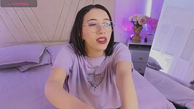 GabbieHill online show from 11/15/25, 08:35