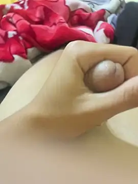 yoryy07 online show from 11/15/25, 10:47