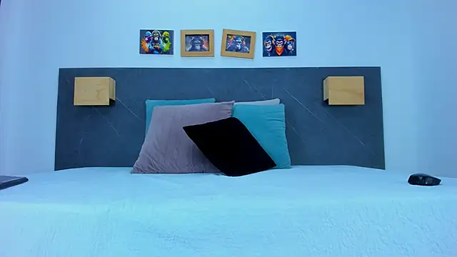 iamdoll online show from 04/13/26, 07:40