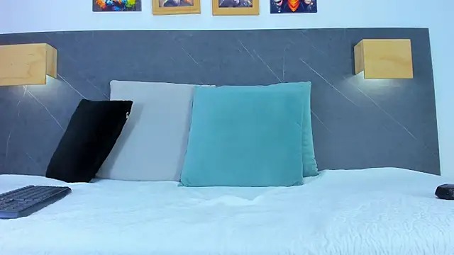 iamdoll online show from 02/26/26, 07:58