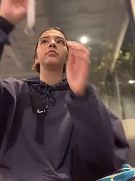 MiaaCute- online show from 10/24/25, 11:59