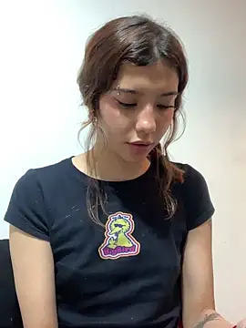 MiaaCute- online show from 04/16/26, 09:39