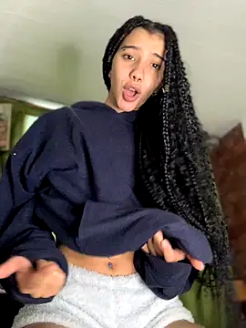 MiaaCute- online show from 11/04/25, 10:13