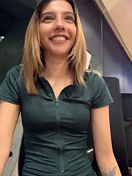 MiaaCute- online show from 12/17/25, 12:59