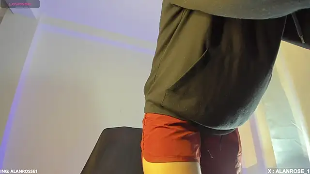 AlanRose01 online show from 12/17/25, 01:27