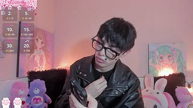 Strawberry Kitty  online show from 02/21/26, 03:41