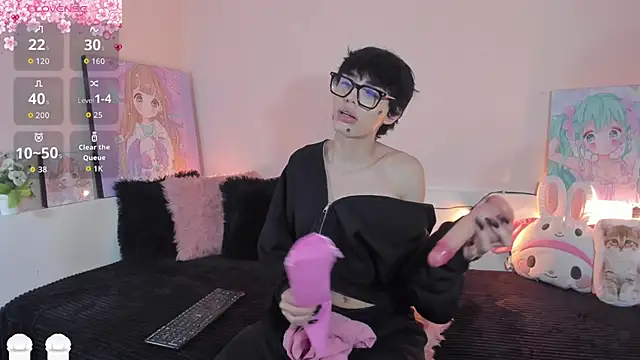 Strawberry Kitty  online show from 01/11/26, 03:57