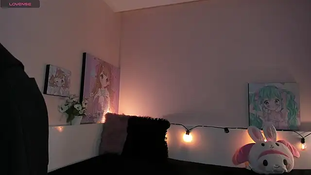 Strawberry Kitty  online show from 02/27/26, 04:45