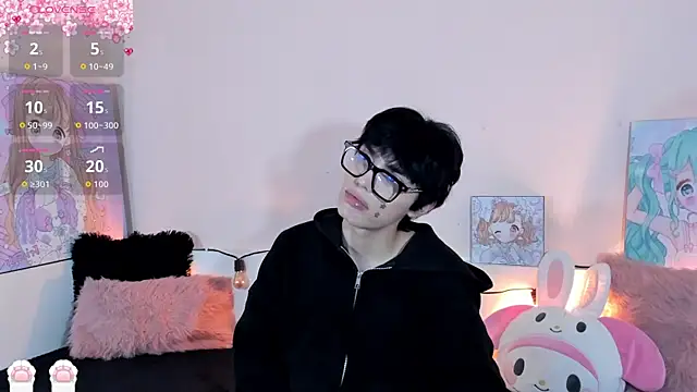 Strawberry Kitty  online show from 01/10/26, 04:08