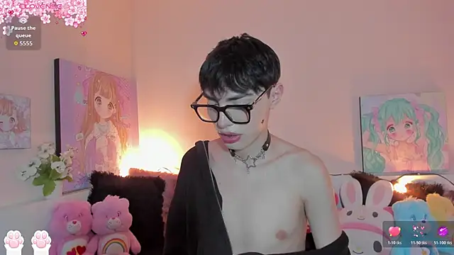 Snapshot of Strawberry_Kitty_ chatting on 03/16/26, 03:03 Strawberry Kitty online show from 03/16/26, 03:03