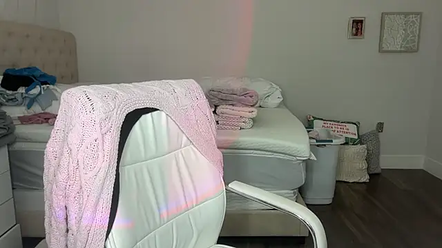 Amberjayxox0 online show from 04/02/26, 01:57