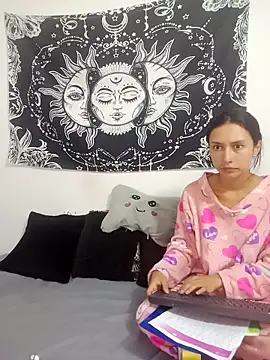 emily n abby online show from 03/05/26, 01:19