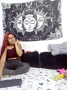 emily n abby online show from 12/17/25, 01:27