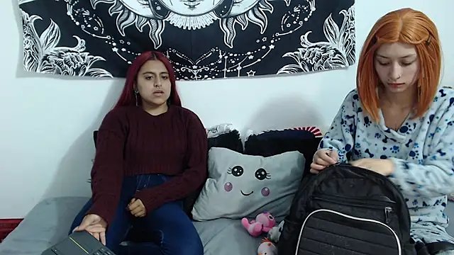 emily n abby online show from 11/27/25, 12:27