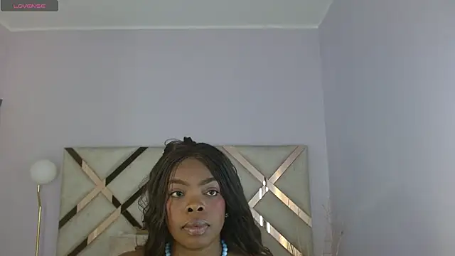 Maiacharris  online show from 07/01/26, 12:16