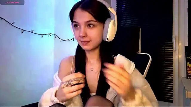 HanaMantanaDell online show from 03/11/26, 05:51