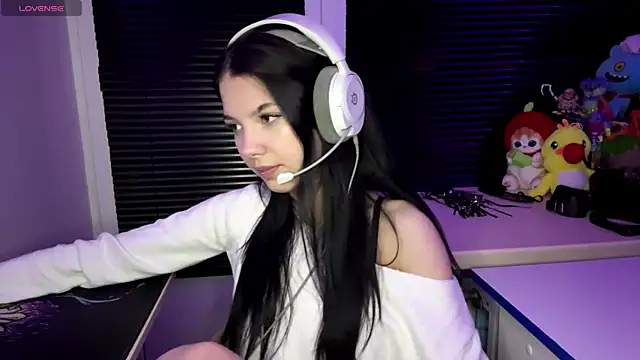 HanaMantanaDell online show from 10/25/25, 02:17