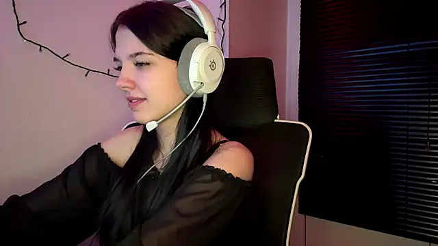 HanaMantanaDell online show from 02/06/26, 04:03