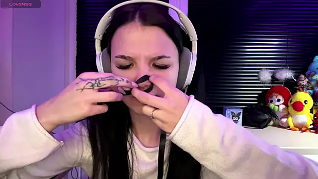 HanaMantanaDell online show from 11/29/25, 03:12