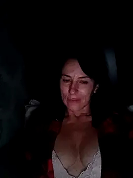 Luna 7777 online show from 10/29/25, 10:42