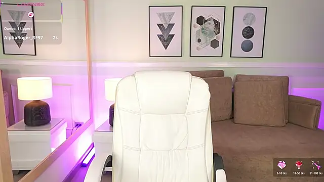 EmilyTurneer online show from 03/28/26, 07:20