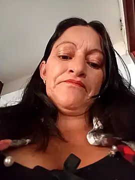 Snapshot of Salome-99 chatting on 10/18/25, 12:40 Salome-99 online show from 10/18/25, 12:40