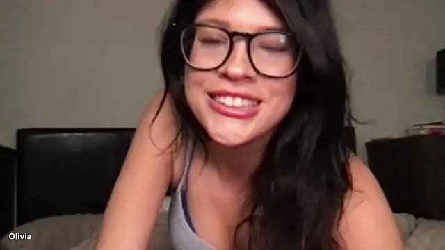 Snapshot of Livis_world chatting on 10/29/25, 11:25 Livis world online show from 10/29/25, 11:25