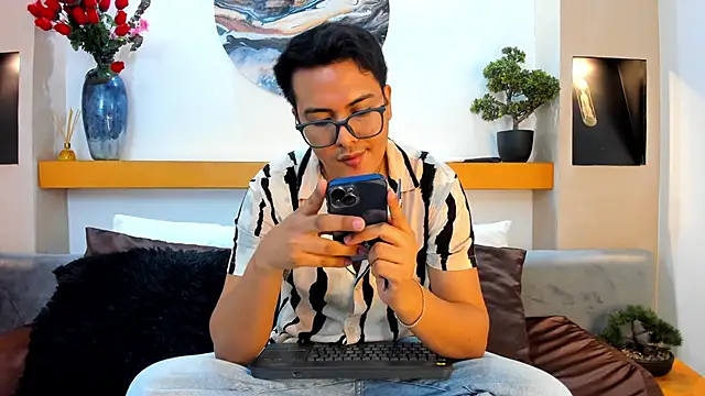 JohnBelRose online show from 11/06/25, 07:29