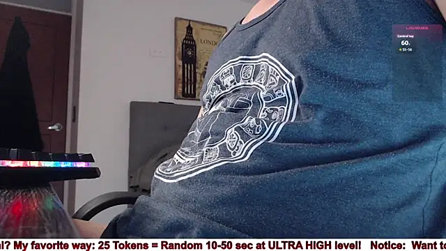 Snapshot of SugaredDigit chatting on 02/20/26, 11:45 SugaredDigit online show from 02/20/26, 11:45