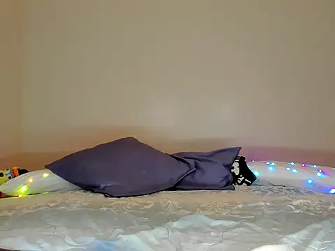 Sexy KimberlyXx online show from 10/08/25, 06:26