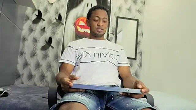 Stevenbrand online show from 10/24/25, 07:02