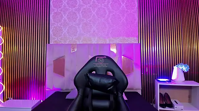 Adisson Tay online show from 11/13/25, 11:58