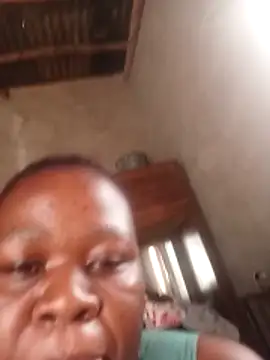 Roronae online show from 12/19/25, 08:49