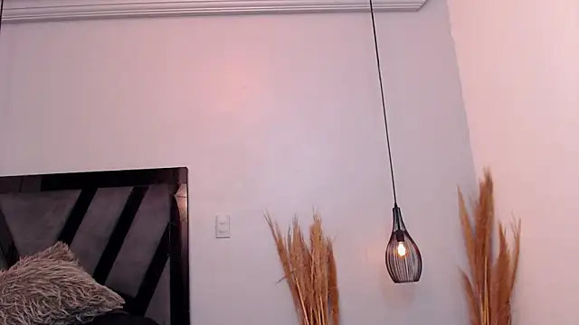 Amelia Brixton online show from 10/24/25, 06:01