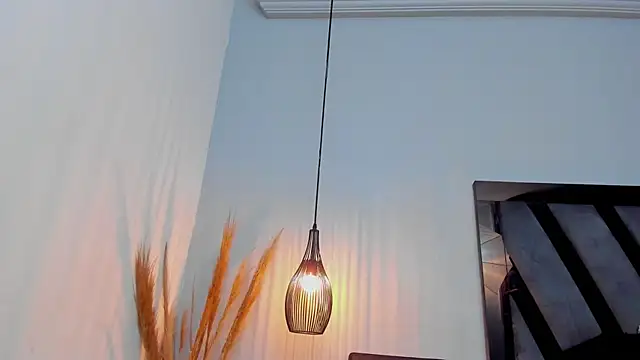 Amelia Brixton online show from 02/18/26, 06:00