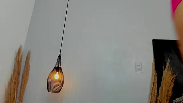 Amelia Brixton online show from 12/05/25, 05:39