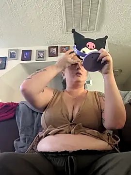 ImKatMeow online show from 04/08/26, 03:24