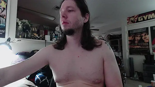 biggerisbetter12 online show from 02/09/26, 11:14